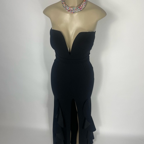 BLACK SWEETHEART GOWN WITH SLIT - Picture 4 of 5